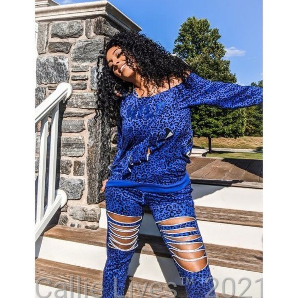 Miz Wild & Untamed Survivor: Slashed BLUE Cheetah Sweat Set - Picture 4 of 12